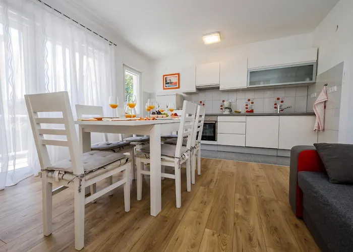 Maison d'hôtes Ani In Trogir * Mittel-dalmatien 3*