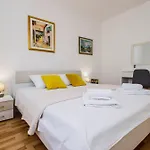 Gasthof Ani In Trogir * Mittel-dalmatien Donji Seget