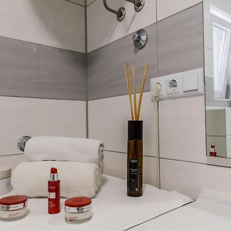 Ani In Trogir * Mittel-dalmatien Pensionat 3*