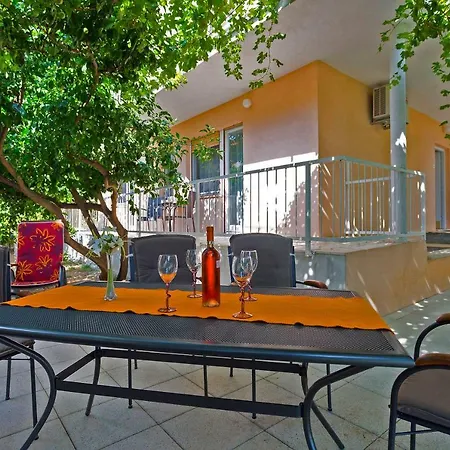 Guest house Ani In Trogir * Mittel-dalmatien Seget Donji